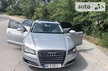 Седан Audi A8 2011 в Ровно