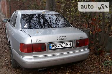 Седан Audi A8 1999 в Виннице