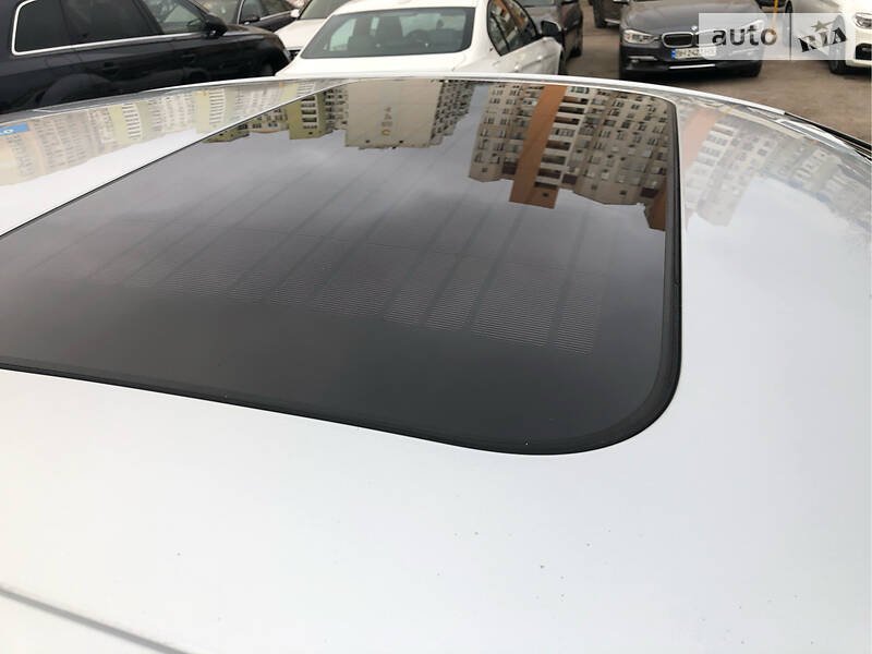 Седан Audi A8 2011 в Одесі