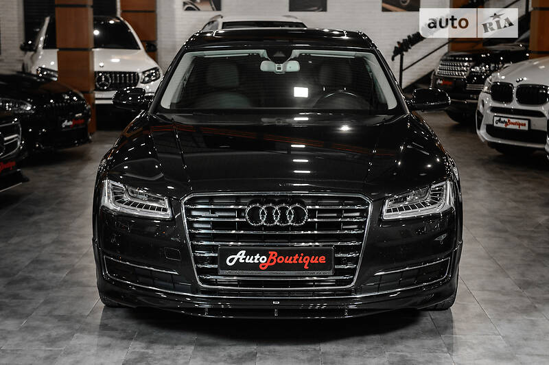 Седан Audi A8 2017 в Одессе