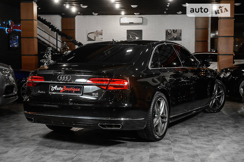 Седан Audi A8 2017 в Одессе