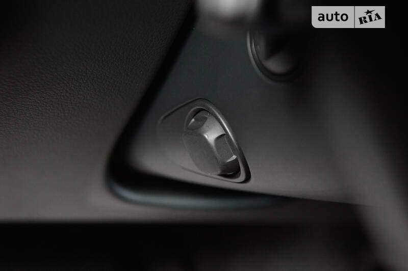Седан Audi A8 2017 в Одессе