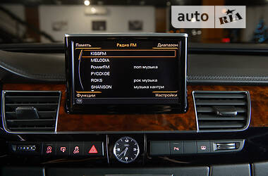 Седан Audi A8 2017 в Одесі