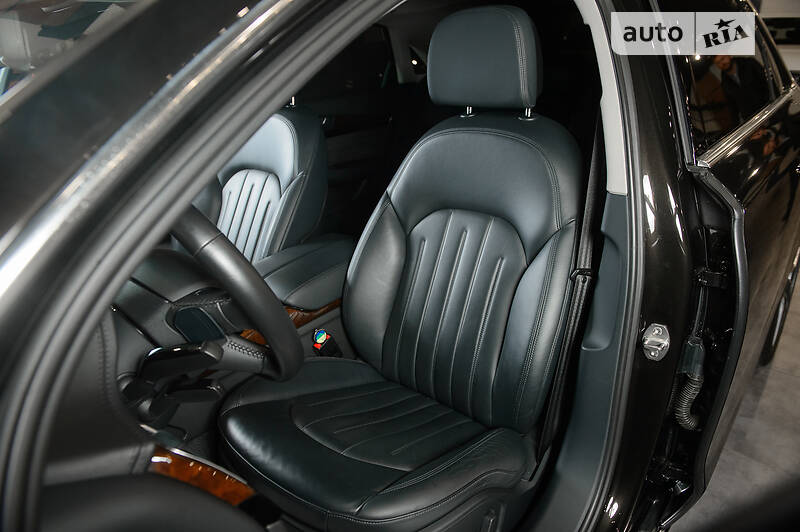 Седан Audi A8 2017 в Одессе
