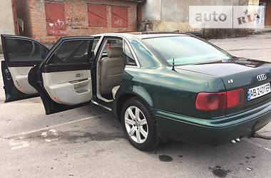 Седан Audi A8 1998 в Виннице