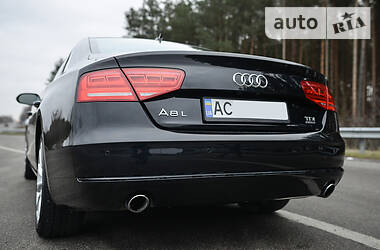 Седан Audi A8 2013 в Києві