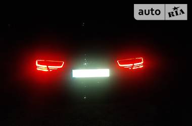 Седан Audi A8 2012 в Киеве