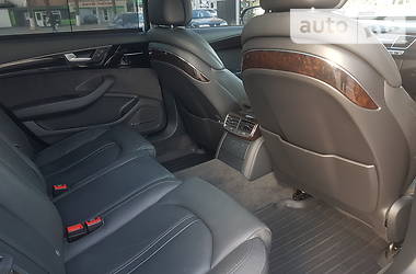 Седан Audi A8 2012 в Киеве