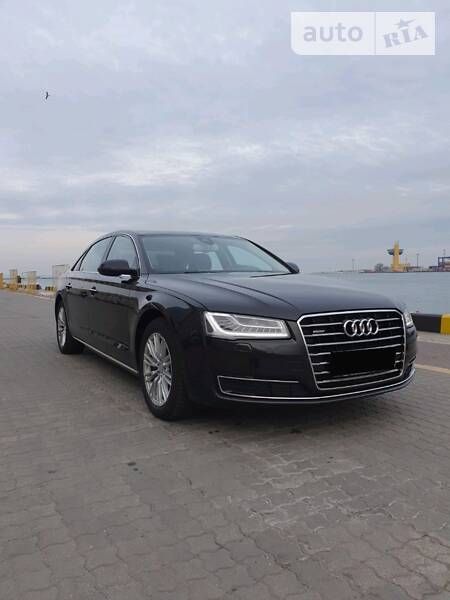 Седан Audi A8 2017 в Одессе