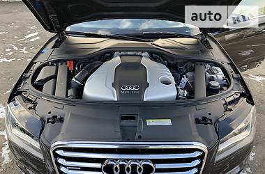 Седан Audi A8 2013 в 