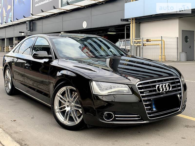 Седан Audi A8 2013 в 