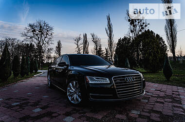 Седан Audi A8 2016 в 