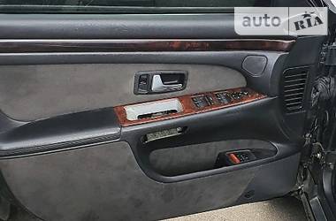 Седан Audi A8 1996 в 