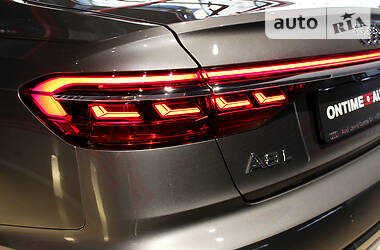 Седан Audi A8 2017 в 