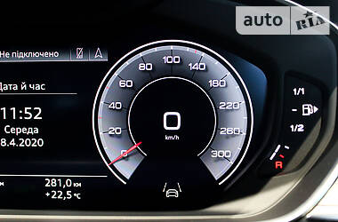 Седан Audi A8 2017 в 