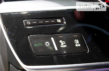 Седан Audi A8 2017 в 