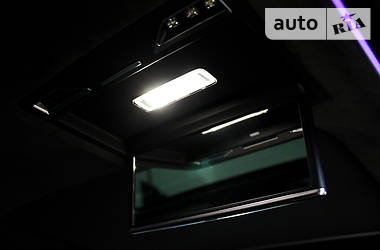 Седан Audi A8 2017 в 