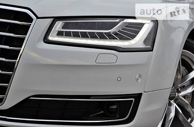 Седан Audi A8 2017 в 