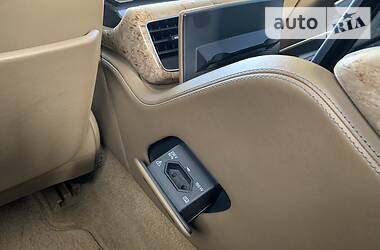 Седан Audi A8 2012 в 