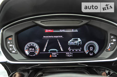 Седан Audi A8 2017 в 
