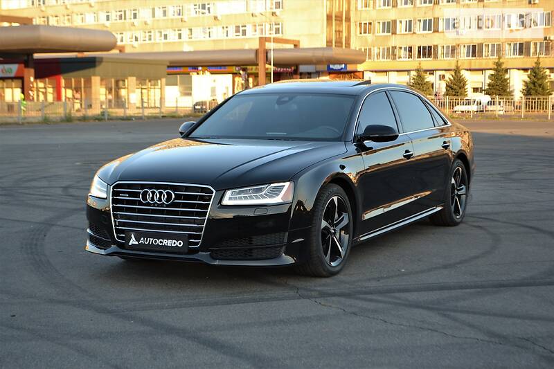 Седан Audi A8 2016 в Харькове