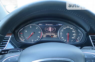 Седан Audi A8 2011 в Киеве