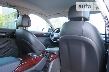 Седан Audi A8 2011 в Киеве