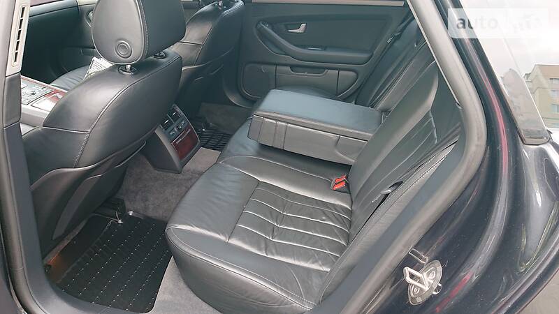 Седан Audi A8 2006 в Киеве