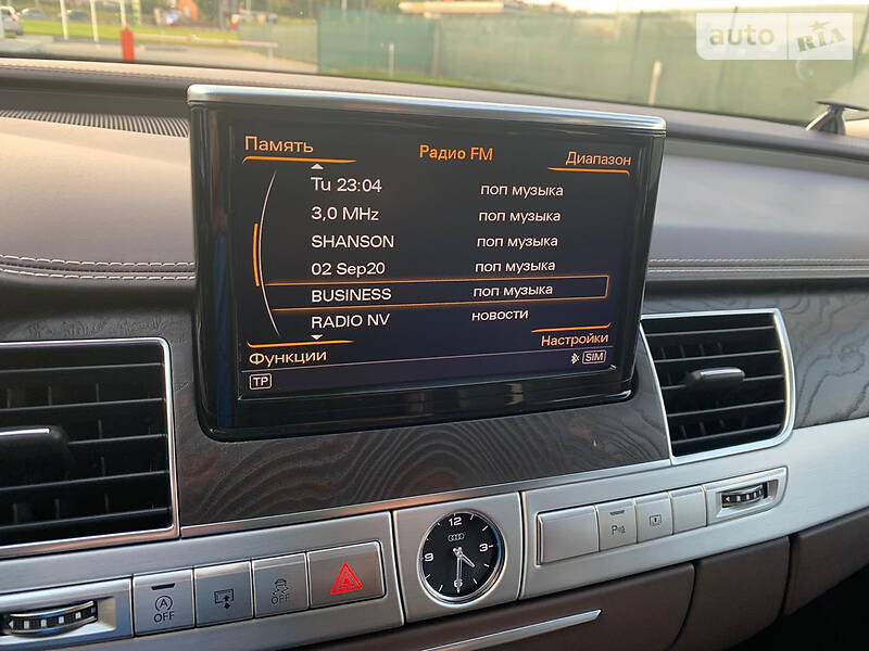 Седан Audi A8 2012 в Харкові