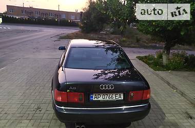 Седан Audi A8 1999 в Запоріжжі