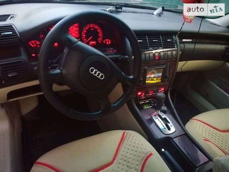 Седан Audi A8 1998 в Бершади