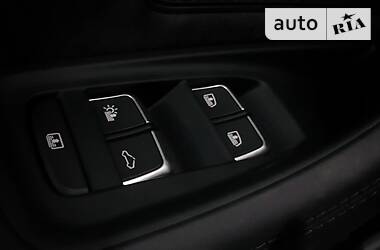 Седан Audi A8 2016 в Сумах