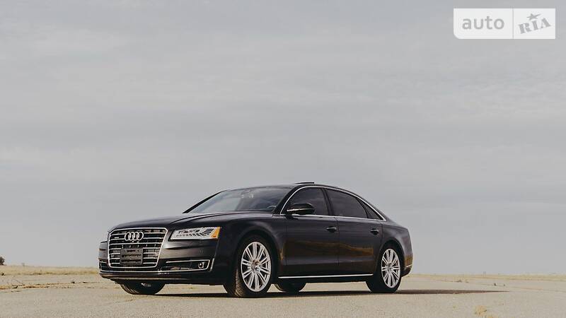 Седан Audi A8 2016 в Сумах