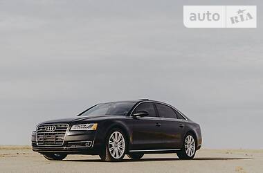 Седан Audi A8 2016 в Сумах