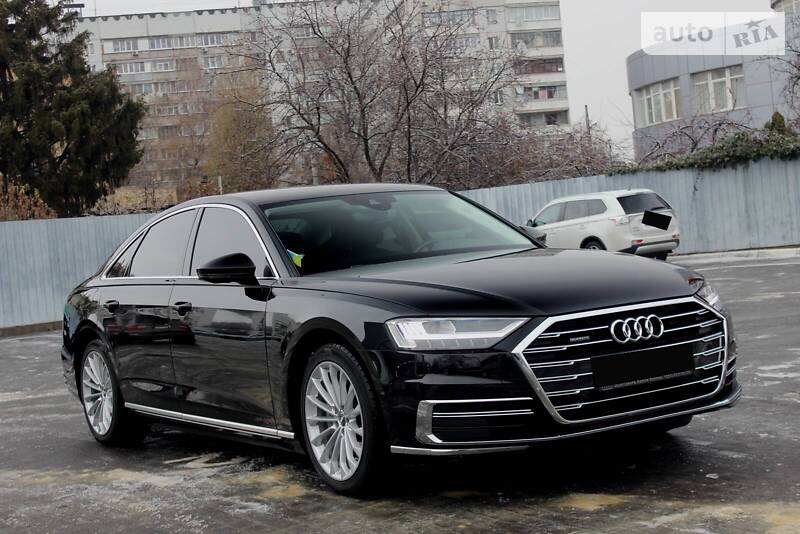 Седан Audi A8 2018 в Харькове