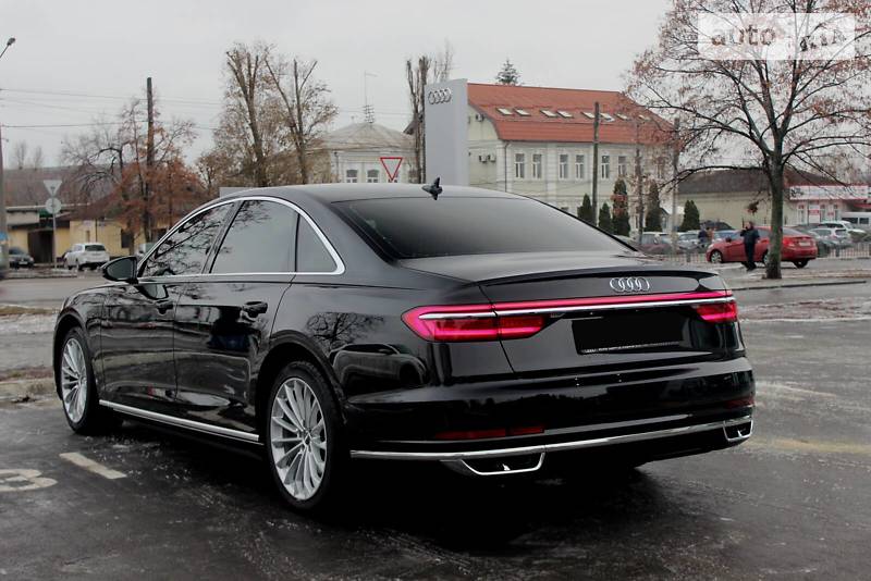 Седан Audi A8 2018 в Харькове