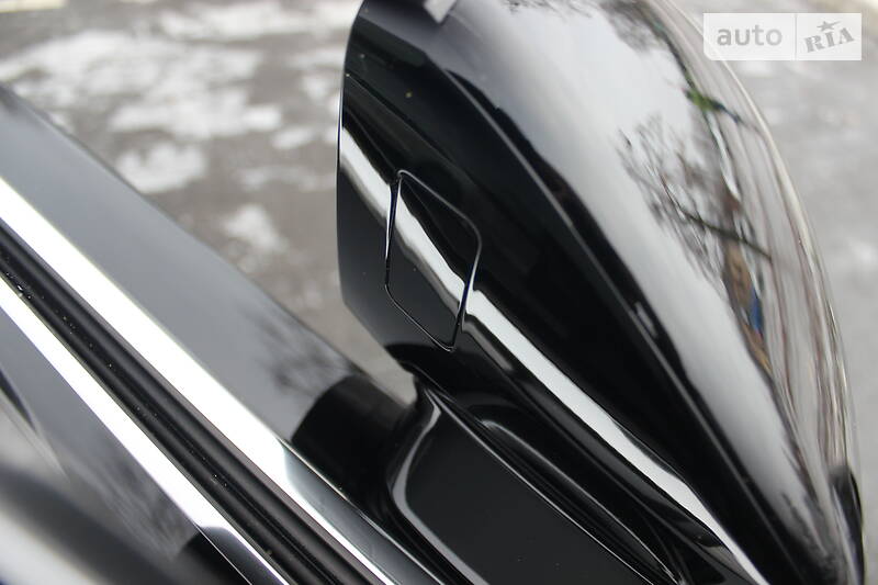 Седан Audi A8 2018 в Харькове