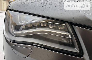 Седан Audi A8 2013 в Кривом Роге