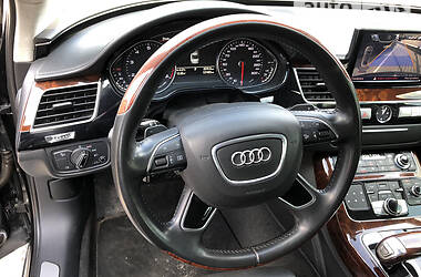 Седан Audi A8 2012 в Киеве