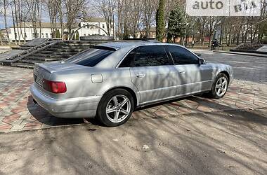 Седан Audi A8 2002 в Нежине