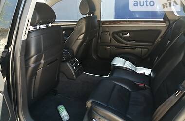 Седан Audi A8 2004 в 
