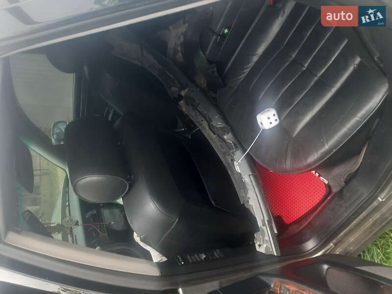 Седан Audi A8 1997 в Мукачево