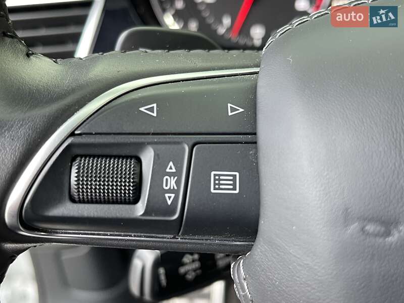 Седан Audi A8 2016 в Києві