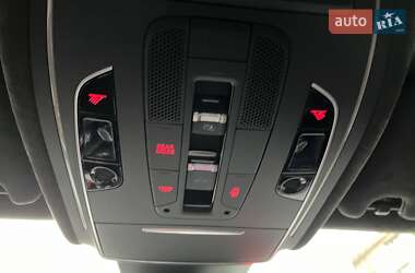 Седан Audi A8 2016 в Киеве