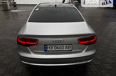 Седан Audi A8 2010 в Хмельницком