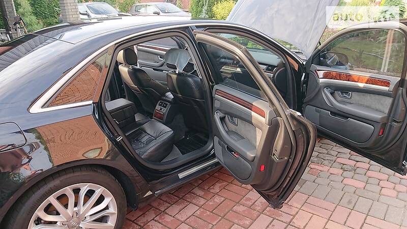 Седан Audi A8 2006 в Киеве