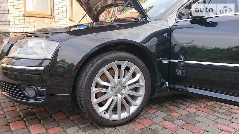 Седан Audi A8 2006 в Киеве