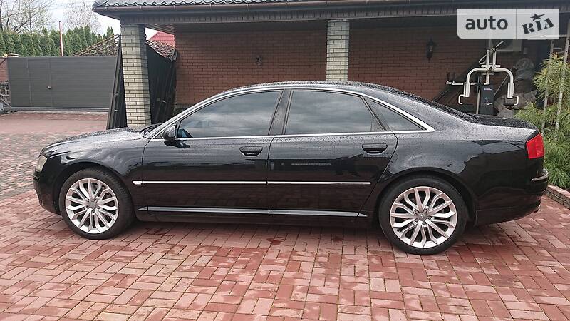 Седан Audi A8 2006 в Киеве