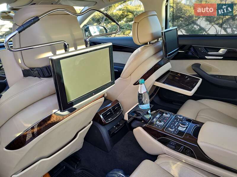 Седан Audi A8 2012 в Львове фото 18 Седан Audi A8 2012 в Львове