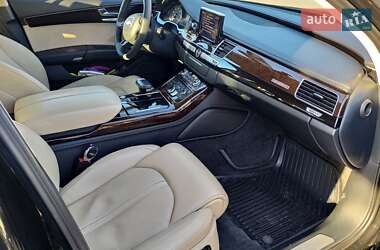 Седан Audi A8 2012 в Львове